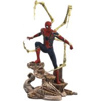 Diamond Select Toys Marvel Gallery: Avengers Infinity War Movie Spider-man