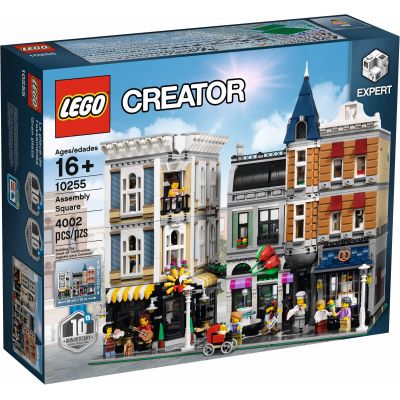 Городская площадь Lego (10255)